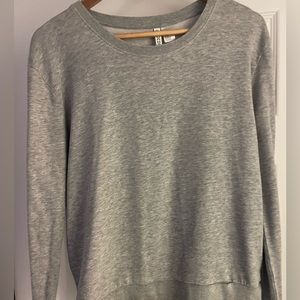 H&M gray sweatshirt